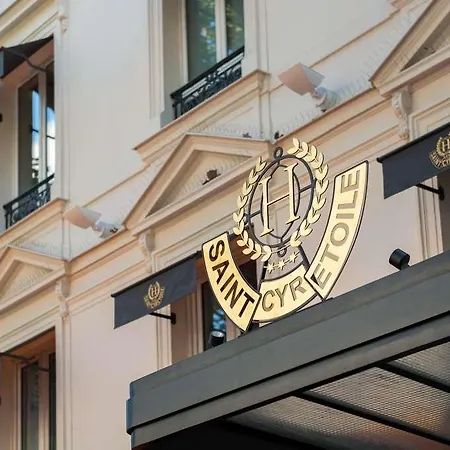 Saint Cyr Etoile Отель