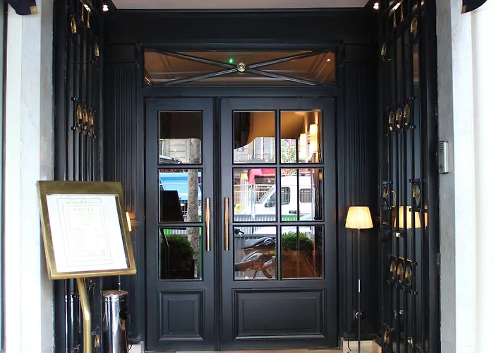 Otel Saint Cyr Etoile Paris