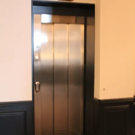 오텔 상 시흐에투왈르 파리