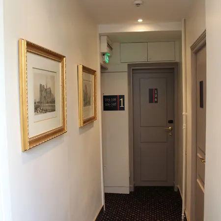 오텔 상 시흐에투왈르 호텔 3*