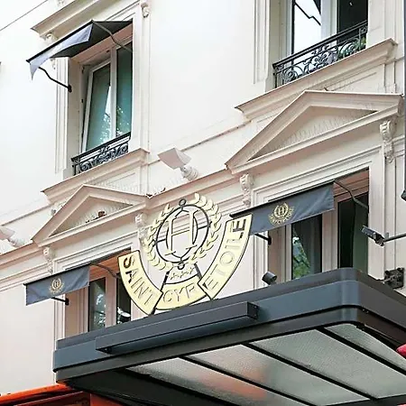 Saint Cyr Etoile 3*