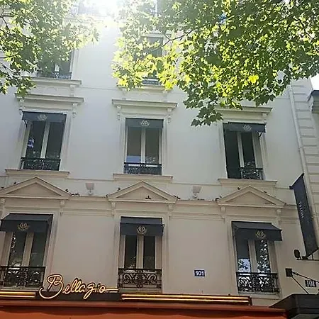 Отель Saint Cyr Etoile Париж