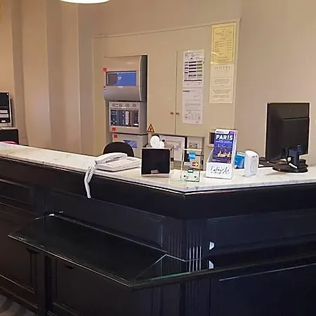 Saint Cyr Etoile Hotel 3*