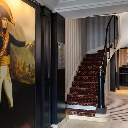 Hotel Saint Cyr Etoile Paryż