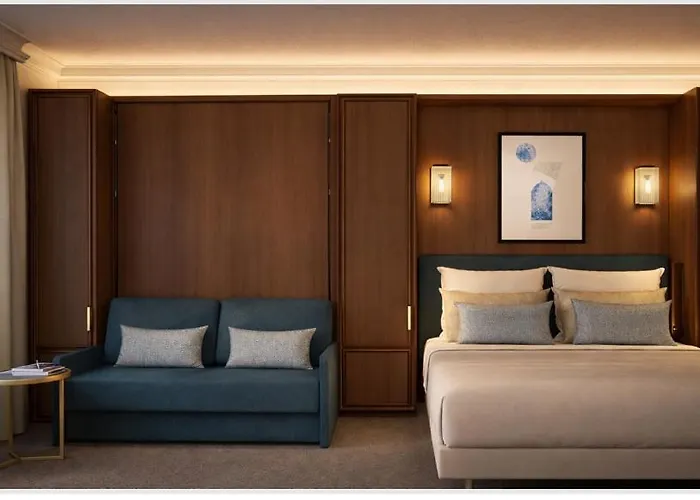 Saint Cyr Etoile Hotel