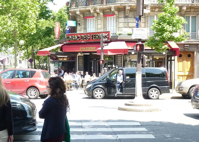 Hotel Saint Cyr Etoile 3*