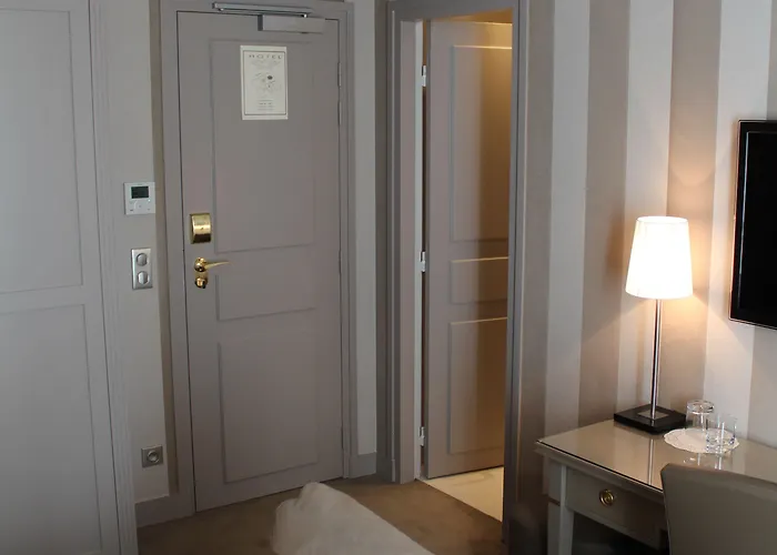 Hotell Saint Cyr Etoile Paris