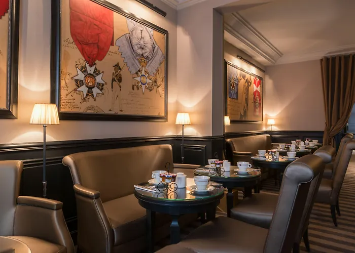 Saint Cyr Etoile 3* Париж