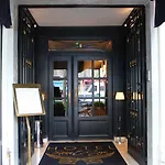 Hotel Saint Cyr Etoile Parigi