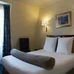 Hotel Saint Cyr Etoile 3*