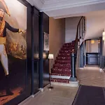 Saint Cyr Etoile 3*
